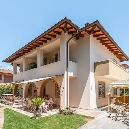 Villa Diletta B&B Forte dei Marmi Eksteriør bilde